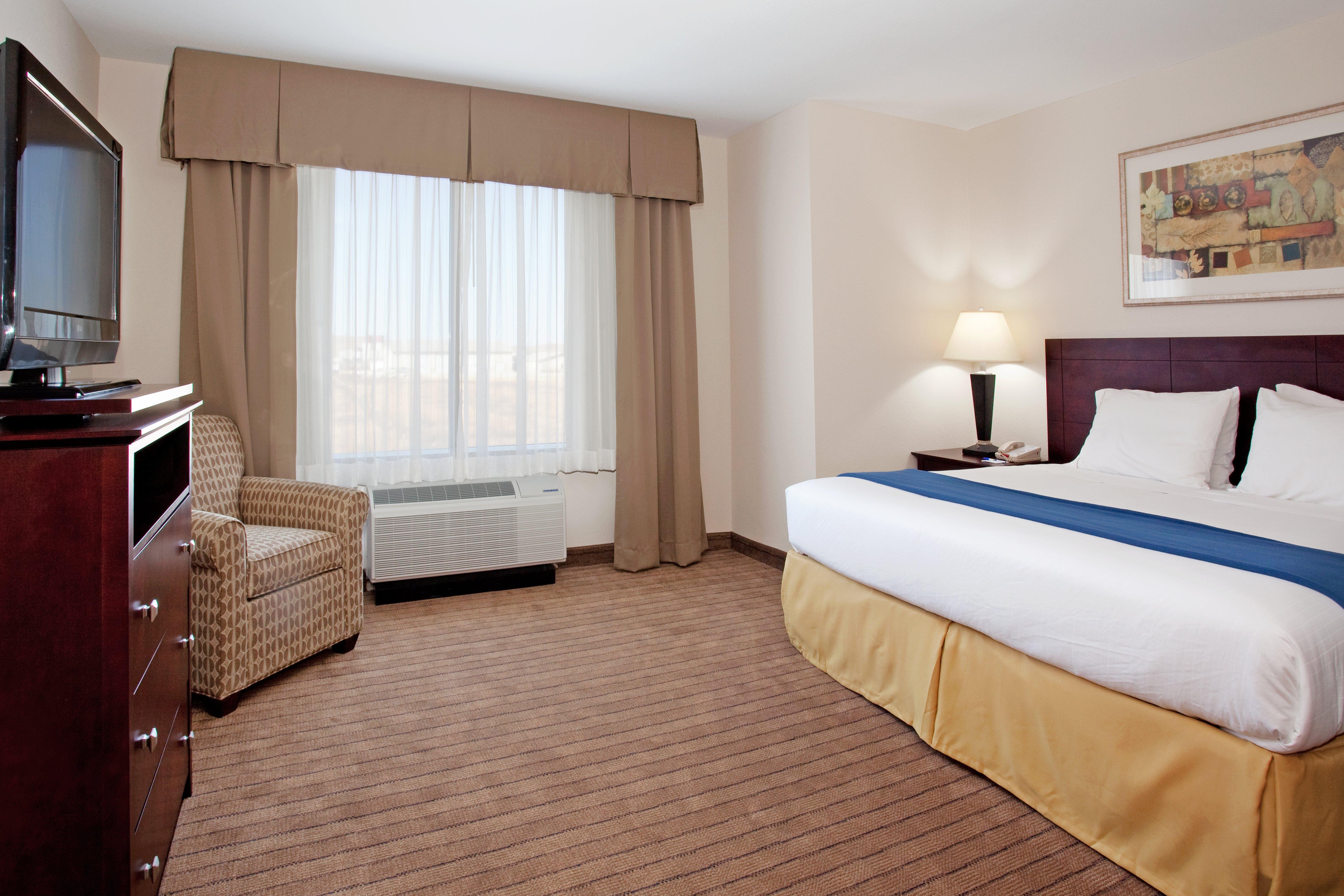 Holiday Inn Express & Suites Buffalo, An Ihg Hotel Exterior photo