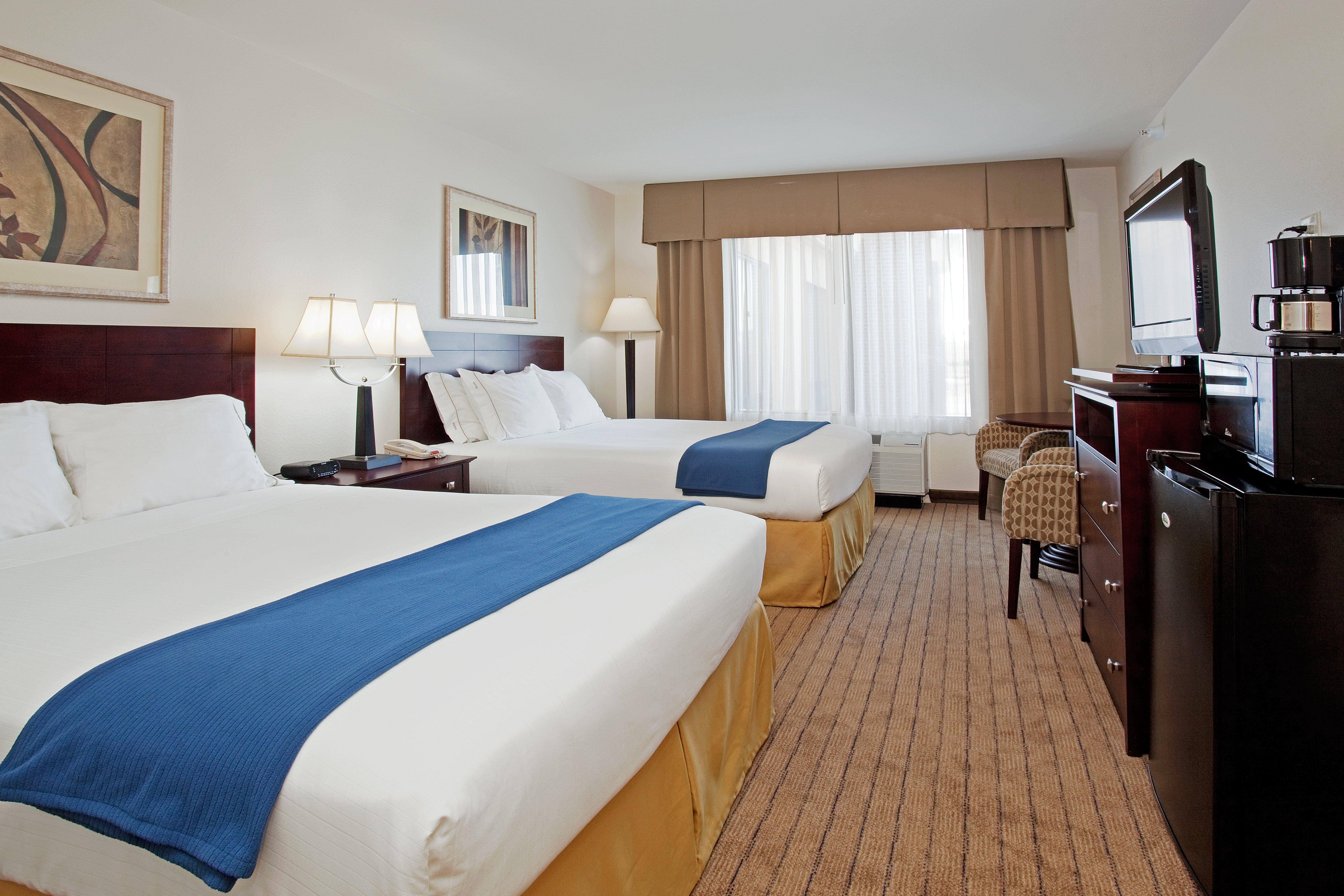 Holiday Inn Express & Suites Buffalo, An Ihg Hotel Exterior photo