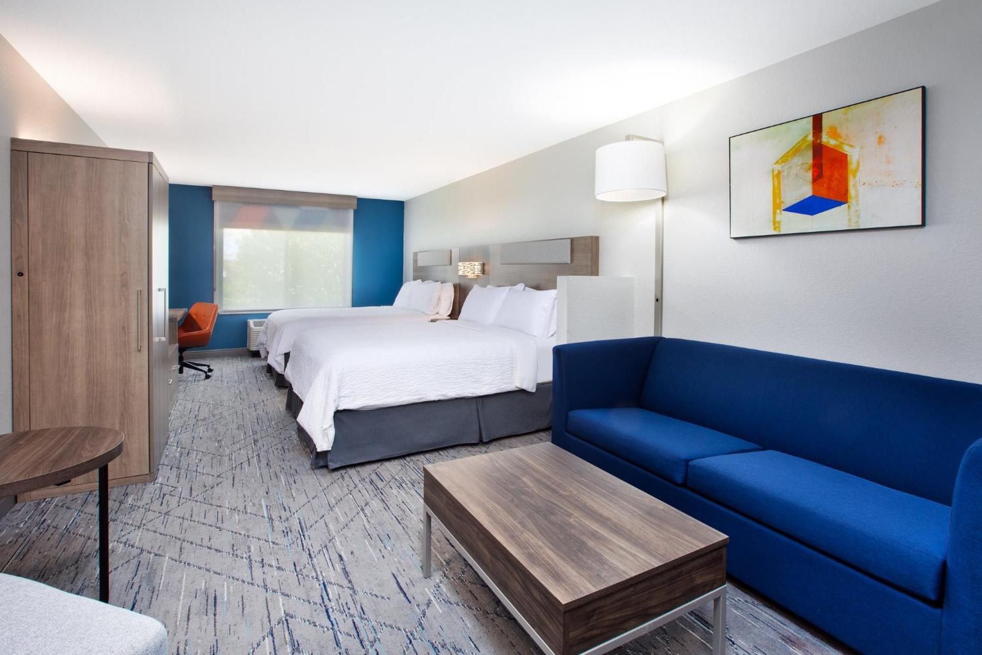 Holiday Inn Express & Suites Buffalo, An Ihg Hotel Exterior photo