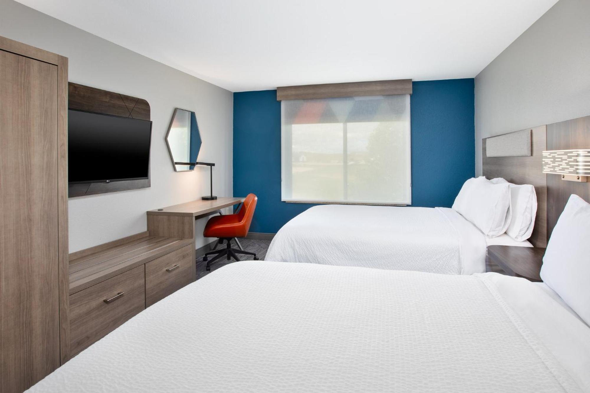 Holiday Inn Express & Suites Buffalo, An Ihg Hotel Exterior photo